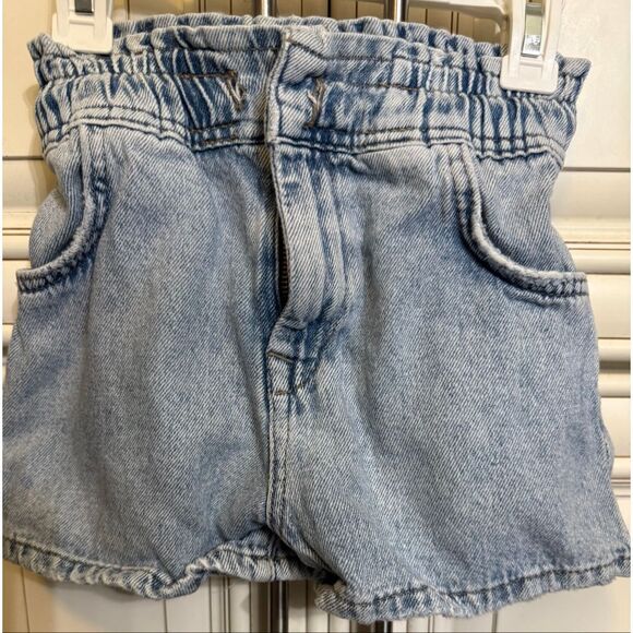 ZARA Girls Elastic Waist 2 Pocket Denim Paperbag Jean Shorts Light Blue Size 7 - Picture 2 of 6